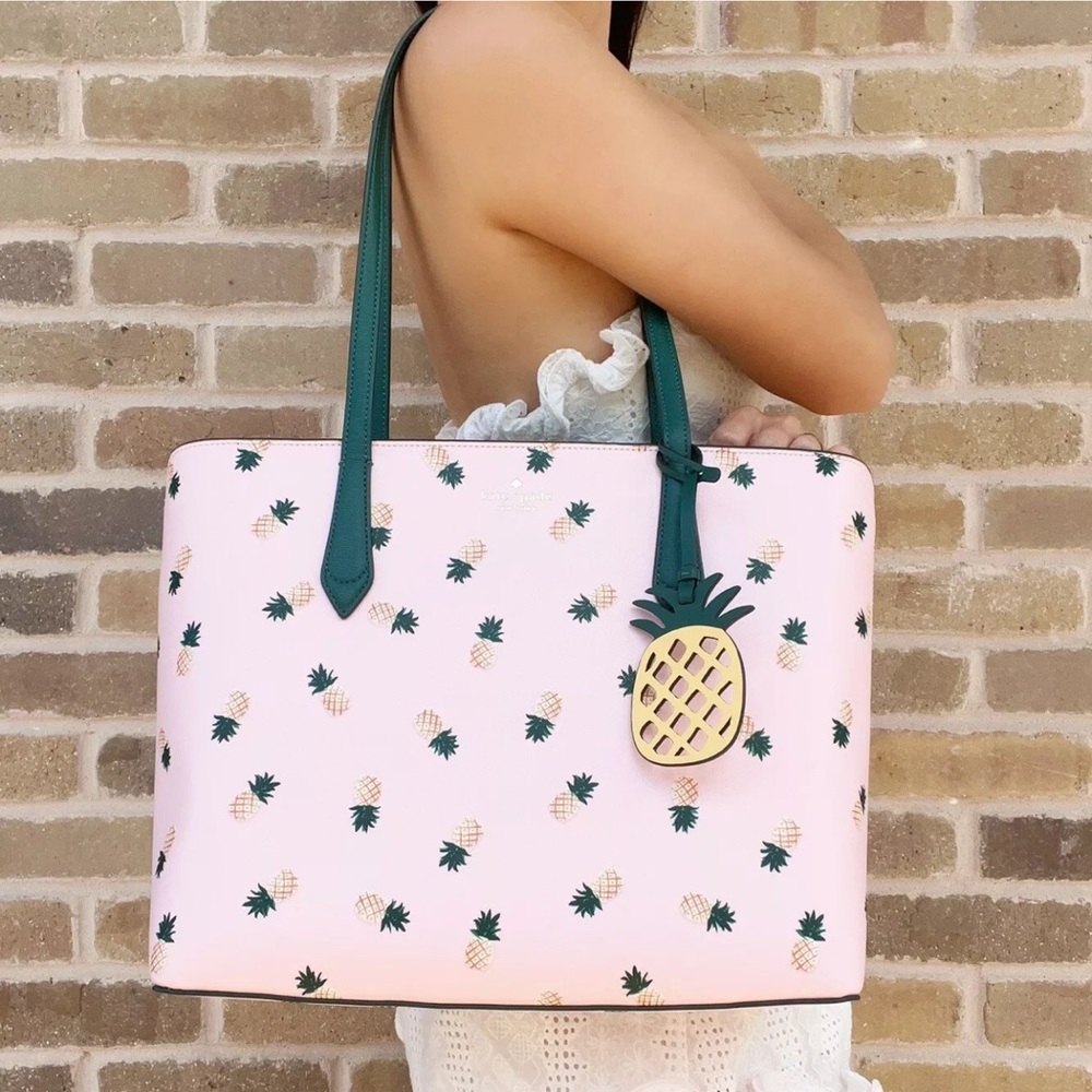 Bundle💞Kate Spade Tote & Matching Wallet - Picture 2 of 10
